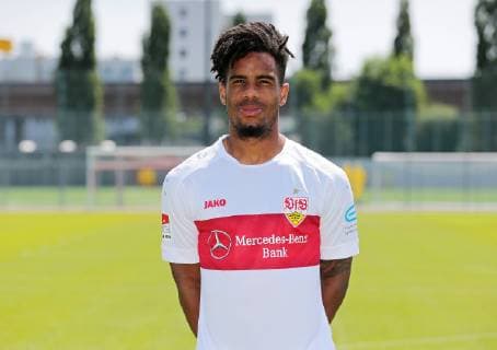 FOOTBALL 2 BUNDESLIGA SAISON 2019 2020 03 07 2019 Photo shoot at VfB Stuttgart Daniel Didavi VfB Stuttgart