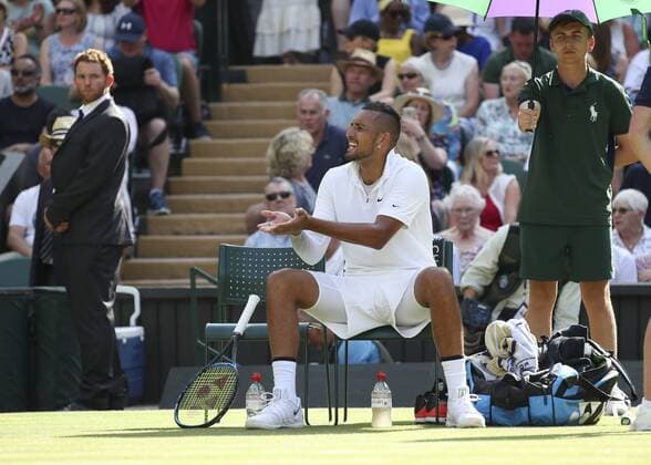 Nick Kyrgios sits on the chair during the break and talks to the referee, anger, emotion, Copyright: xJuergenxHasenkopfx