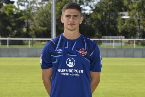 04 07 2019 1 FC Nuremberg FCN Club Season 2019 2012 Photo shoot Portrait Jonas Wendlinger 32, 1 FC Nuremberg FCN Single picture Single picture Portrait Portrait Head picture