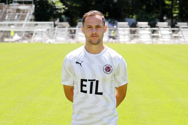 Steffen Lang FC Viktoria Cologne 3 League, portrait date 2019 2020,