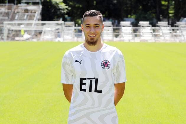 Suheyel Najar FC Viktoria Cologne 3 League, portrait date 2019 2020,