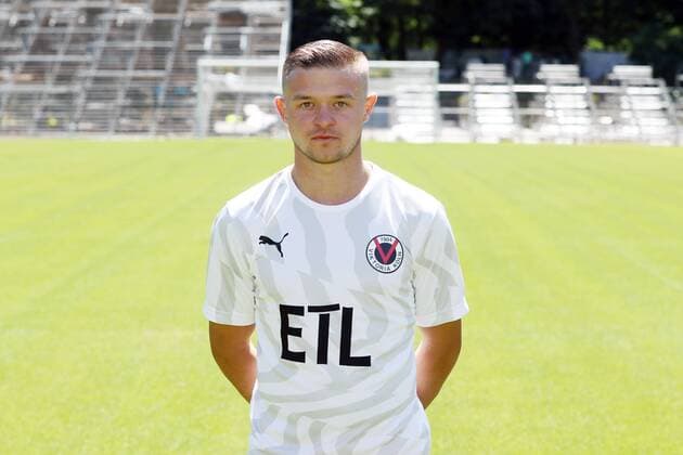 Kevin Holzweiler FC Viktoria Cologne 3 League, portrait date 2019 2020,