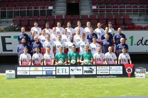 FC Viktoria Köln 3 League, portrait date 2019 2020, team photo hi 4 row by left Patrick Koronkiewicz, Ernesto Carratala Jimenez, Marcel Gottschling, Albert Bunjaku, Dario De Vita, Timo Hölscher, Steffen Lang, Hamza Saghiri hi 3 row from left Dr Max Wittenberg Team Doctor , Dr Achim Münster Team Doctor , Mart Ristl, Kai Klefisch, Suheyel Najar, Mike Wunderlich, George Berneanou Goalkeeper Trainer , Niklas Hauck Physiotherapist , Werner Schoupa Fitness Trainer hi 2 Series v li Francesco Marcello Volk Zeugwart , Thomas Gürtler Zeugwart , Dominik Lanius, Tobias Willers, Bernard Kyere, Moritz Fritz, Jan Lukas Funke, Markus Brzenska Co Trainer , Pavel Dotchev Trainer in front v left Andre Dej, Simon Handle, Sven Kreyer, Daniel Mesenhöler, Sebastian Patzler, Mark Depta, Fabian Holthaus, Sascha Eichmeier, Kevin Holzweiler 04 07 2019
