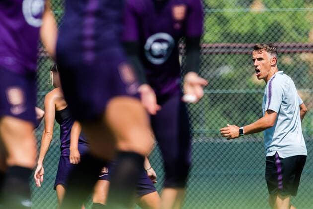 190705 Phil Neville, Head coach of England during a training session on July 5, 2019 in Nice Photo Simon Hastegard Image Source Code SH 180103 bbeng soccer football soccer ladies women women france france world cup world championships 2019 world championship fifa women s world cup 2019 world cup knockout stage england training practice,  Copyright: SIMONxHASTEGARD BB190705SH053
