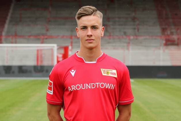 Laurenz Dehl Sport Soccer Soccer Bundesliga Men DFL Portraitmin Season 2019 2020 06 07 2019 Team Photo 1 FC Union Berlin FCU Squad, Presentation, Press Date