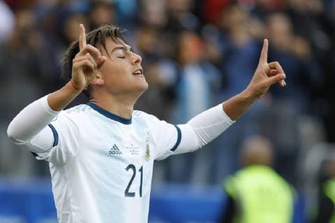 Argentina vs. Chile SÃO PAULO, SP - 06.07.2019: ARGENTINA VS. CHILE - Paulo Dybala celebrates his goal, the second of Argentina during match between Argentina and Chile, valid for the dispute of the third place of Copa América 2019, held this Saturday (06) at the Corinthians Arena in São Paulo, SP. (Photo: Ricardo Moreira Fotoarena) x1759104x  RicardoxMoreira