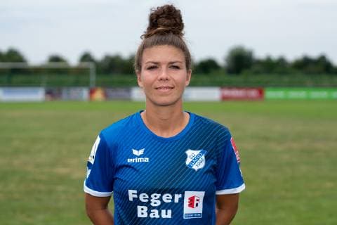 Nadine Prohaska 8 , Portrait, Portrait, Single Picture, Action, Action, 06 07 2019, Willstätt Sand Germany , Football, Flyeralarm Frauen Bundesliga, Fototermin SC Sand, DFB DFL REGULATIONS PROHIBIT ANY USE OF PHOTOGRAPHS AS IMAGE SEQUENCES AND OR QUASI VIDEO xozx