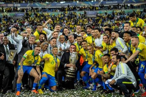 Brazil vs. Peru RIO DE JANEIRO, RJ - 07.07.2019: BRAZIL VS. PERU - President Jair Bolsonaro and the Brazilian team celebrate the title after the match between Brazil and Peru, valid for the Copa America 2019 final, held this Sunday (07) at the Maracanã Stadium in Rio de Janeiro, RJ. (Photo: Nayra Halm Fotoarena) x1759687x  NayraxHalm