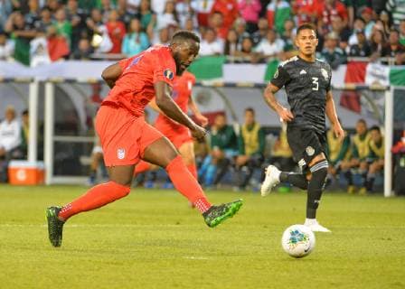 July 07, 2019: US forward, Jozy Altidore (17), takes a shot on goal during the 2019 CONCACAF Gold Cup, championship match, between the United States and Mexico, at Soldier Field in Chicago, IL. Credit: CSM 2019 CONCACAF Gold Cup: Mexico vs United States Jul 07 - ZUMAc04_ 20190707_zaf_c04_075 Copyright: xKevinxLangleyx