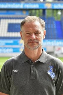 GER, official photo session portrait session portrait session MSV Duisburg Co trainer Darius Scholtysik MSV Duisburg 3 League DFB, portrait session 2019 2020 portrait, portrait format nph Mauelshagen nph00321