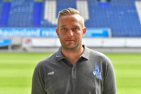 GER, official photo session portrait session portrait session MSV Duisburg Zeugwart Tim Schmitz MSV Duisburg 3 Liga DFB, portrait session 2019 2020 landscape, landscape format nph Mauelshagen nph00321