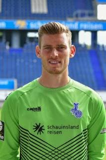 GER, official photo opportunity portrait opportunity portrait opportunity MSV Duisburg player Keeper Leo Weinkauf MSV Duisburg 3 Liga DFB, portrait opportunity 2019 2020 portrait, portrait format nph Mauelshagen nph00321