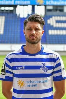 GER, official photo session portrait session portrait session MSV Duisburg player Moritz Stoppelkamp MSV Duisburg 3 League DFB, portrait session 2019 2020 portrait, portrait format nph Mauelshagen nph00321