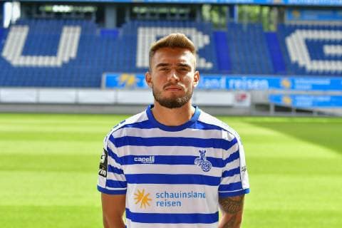 GER, official photo session portrait session portrait session MSV Duisburg player Joshua Bitter MSV Duisburg 3 League DFB, portrait session 2019 2020 landscape, landscape format nph Mauelshagen nph00321