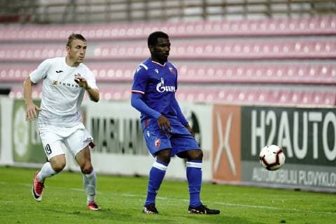 MARIAMPOL 09.07.2019 PIERWSZY MECZ I RUNDA ELIMINACYJNA LIGA MISTRZOW SEZON 2019 20: FK SUDUVA MARIJAMPOLE - FK CRVENA ZVEZDA BELGRAD --- UEFA CHAMPIONS LEAGUE FIRST QUALIFYING ROUND FIRST MATCH: SUDUVA MARIJAMPOLE - CRVENA ZVEZDA BELGRADE VAIDAS SLAVICKAS EL FARDOU BEN NABOUHANE FOT. PIOTR KUCZA FOTOPYK NEWSPIX.PL --- Newspix.pl  190709PYK0005