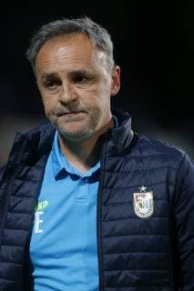 Fussball Champions League 2019 - 2020 9.7.2019, Fussball Europa League, UEFA Champions League, 2019-2020, Qualifikation, Runde 1, Luxemburg, Stade Josy Barthel, Luxemburg (LUX) - F91 Dudelange, Düdelingen, - FC Valletta (MLT) vl: Emilio Ferrera (Teammanager, Trainer Düdelingen) ist enttaeuscht, ist frustriert, frust, zeigt Emotionen, is frustrated, shows emotions