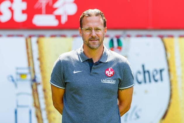 Sascha Hildmann 1 FC Kaiserslautern 3 League, portrait date 2019 2020 1 FC Kaiserslautern 3 League, portrait date 2019 2020, team photo Kaiserslautern Copyright: xEIBNER AlexanderxNeisx EP_ANS