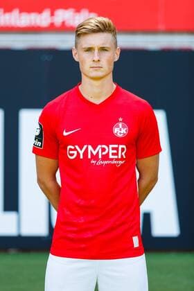 Carlo Sickinger 1 FC Kaiserslautern 3 League, portrait date 2019 2020 1 FC Kaiserslautern 3 League, portrait date 2019 2020, team photo Kaiserslautern Copyright: xEIBNER AlexanderxNeisx EP_ANS