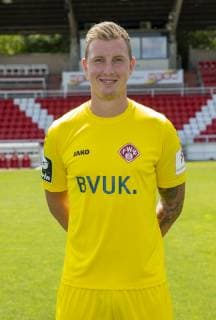 Leon Bätge, FC Würzburger Kickers, 3 League, portrait date 2019 2020, Copyright: HMBxMedia xHeikoxBecker