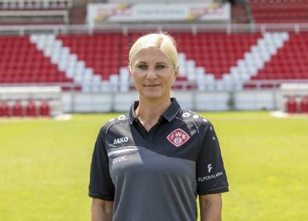 Agnieszka Tobiasz Kolodziej Physiotherapist, FC Würzburger Kickers, 3 League, portrait date 2019 2020, Copyright: HMBxMedia xHeikoxBecker