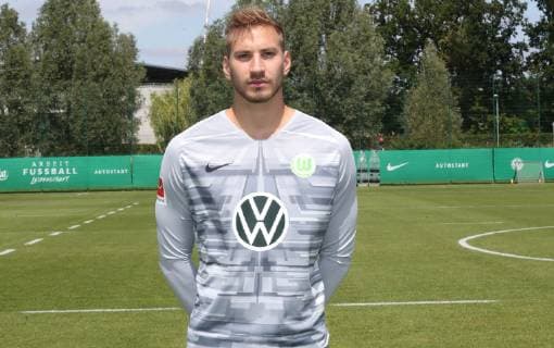 VfL Team Portraits Niklas Klinger VfL Wolfsburg, 1 BL, PortraÌˆttermin 2019 2020, Wolfsburg