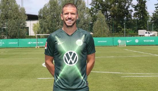 VfL Team Portraits Ignacio Camacho VfL Wolfsburg, 1 BL, PortraÌˆttermin 2019 2020, Wolfsburg