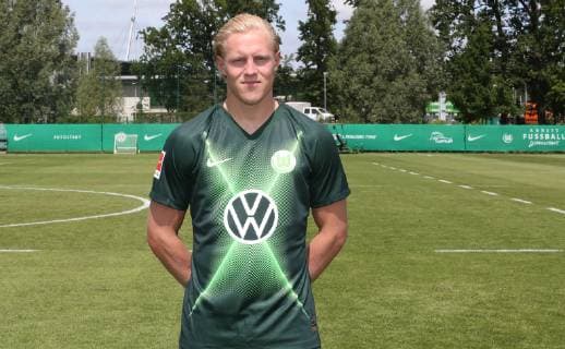 VfL Team Portraits Xaver Schlager VfL Wolfsburg, 1 BL, PortraÌˆttermin 2019 2020, Wolfsburg