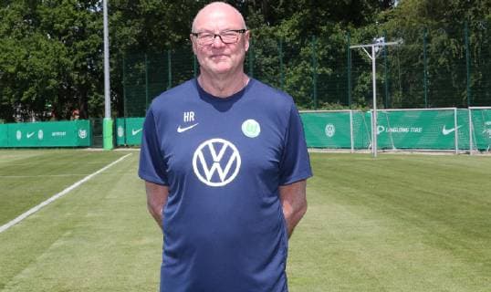 VfL Team Portraits Heribert Rüttger VfL Wolfsburg, 1 BL, PortraÌˆttermin 2019 2020, Wolfsburg