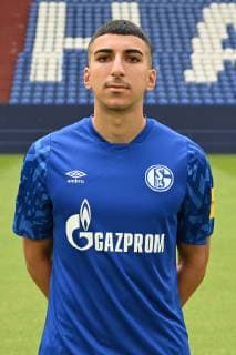 Nassim Boujellab FC Schalke 04 1 BL, portrait date 2019 2020 Team2