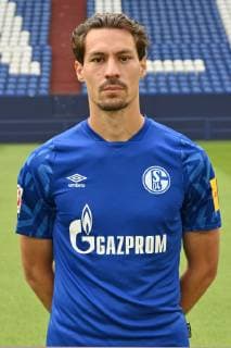 Benjamin Stambouli FC Schalke 04 1 BL, portrait date 2019 2020 Team2