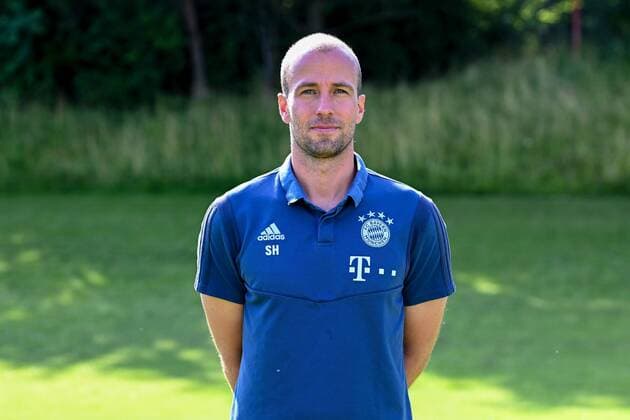 Sebastian Hoeneß head coach FC Bayern Munich II U23 3 League, portrait date 2019 2020 xslx
