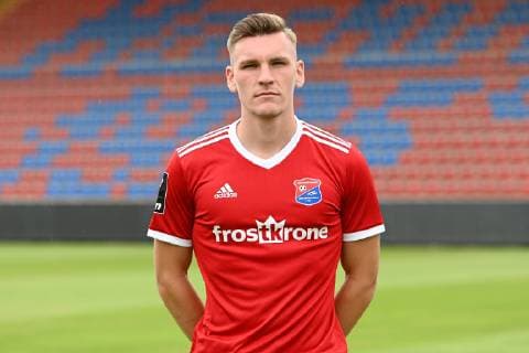 Niclas Stierlin SpVgg Unterhaching 3 League, portrait date 2019 2020 xslx