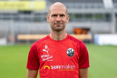 Joachim Krainz Physiotherapist SV Sandhausen 2 Bundesliga, portrait date 2019 2020 xozx