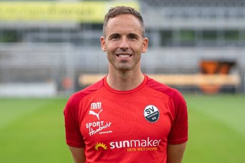 Markus Müller Physiotherapist SV Sandhausen 2 Bundesliga, portrait date 2019 2020 xozx