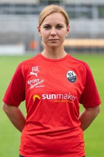 Franziska Wickenhäuser Physiotherapist SV Sandhausen 2 Bundesliga, portrait date 2019 2020 xozx
