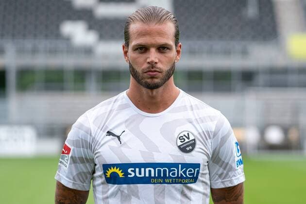 Dennis Diekmeier SV Sandhausen 2 Bundesliga, portrait date 2019 2020 xozx