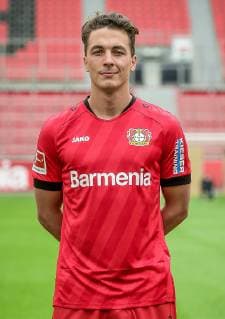 Julian Baumgartlinger Bayer 04 Leverkusen 1 BL, portrait date 2019 2020