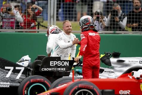 Motorsports: FIA Formula One World Championship, WM, Weltmeisterschaft 2019, Grand Prix of Great Britain, 77 Valtteri Bottas (FIN, Mercedes AMG Petronas Motorsport), 16 Charles Leclerc (MCO, Scuderia Ferrari Mission Winnow), Silverstone Great Britain