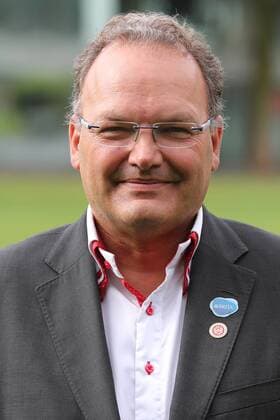 11 07 2019, xjhx, Football 2 Bundesliga, SV Wehen Wiesbaden Team photo Portrait date Photo date 2019 2020 emspor, v l Nico Schaefer Managing Director SV Wehen Wiesbaden DFL DFB REGULATIONS PROHIBIT ANY USE OF PHOTOGRAPHS as IMAGE SEQUENCES and or QUASI VIDEO Wiesbaden