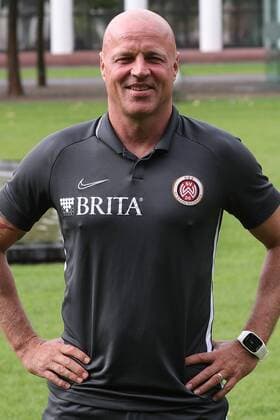 11 07 2019, xjhx, Soccer 2 Bundesliga, SV Wehen Wiesbaden Team photo Portrait date Photo date 2019 2020 emspor, v l Co Coach Mike Krannich SV Wehen Wiesbaden DFL DFB REGULATIONS PROHIBIT ANY USE OF PHOTOGRAPHS as IMAGE SEQUENCES and or QUASI VIDEO Wiesbaden