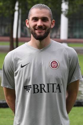 11 07 2019, xjhx, Football 2 Bundesliga, SV Wehen Wiesbaden Team photo Portrait date Photo date 2019 2020 emspor, v l Lukas Watkowiak DFL DFB REGULATIONS PROHIBIT ANY USE OF PHOTOGRAPHS as IMAGE SEQUENCES and or QUASI VIDEO Wiesbaden