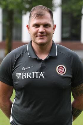 11 07 2019, xjhx, Football 2 Bundesliga, SV Wehen Wiesbaden Team photo Portrait date Photo date 2019 2020 emspor, v l Florian Kirch Head physiotherapist DFL DFB REGULATIONS PROHIBIT ANY USE OF PHOTOGRAPHS as IMAGE SEQUENCES and or QUASI VIDEO Wiesbaden