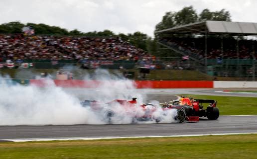 Motorsports: FIA Formula One World Championship, WM, Weltmeisterschaft 2019, Grand Prix of Great Britain, Crash between 5 Sebastian Vettel (GER, Scuderia Ferrari Mission Winnow) and 33 Max Verstappen (NLD, Aston Martin Red Bull Racing) Silverstone Great Britain