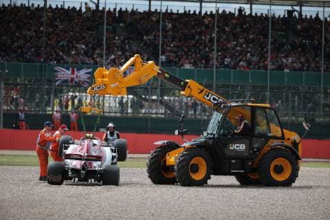 Photo4 LaPresse 14 07 2019 Silverstone, England Grand Prix Formula One England 2019 In the pic: race, Antonio Giovinazzi (ITA) Alfa Romeo Racing C38 spins and goes in the grevel  Copyright: xPhoto4 LaPressex