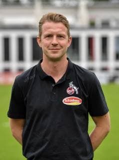 16 07 2019, xjpx, football 1 Bundesliga, 1 FC Koeln Womens photo session 2019 20 emspor, v l Goalkeeper coach Dennis Fabian Koeln DFL DFL REGULATIONS PROHIBIT ANY USE OF PHOTOGRAPHS as IMAGE SEQUENCES and or QUASI VIDEO Cologne