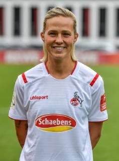 16 07 2019, xjpx, Football 1 Bundesliga, 1 FC Koeln Womens photo shoot 2019 20 emspor, v l Isabelle Linden Koeln DFL DFB REGULATIONS PROHIBIT ANY USE OF PHOTOGRAPHS as IMAGE SEQUENCES and or QUASI VIDEO Koeln