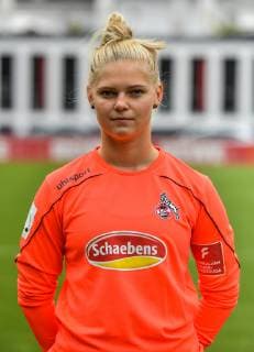 16 07 2019, xjpx, Football 1 Bundesliga, 1 FC Koeln Womens photo shoot 2019 20 emspor, v l Saskia Frensch Koeln DFL DFB REGULATIONS PROHIBIT ANY USE OF PHOTOGRAPHS as IMAGE SEQUENCES and or QUASI VIDEO Koeln