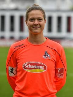16 07 2019, xjpx, Football 1 Bundesliga, 1 FC Koeln Womens photo session 2019 20 emspor, v l Elvira Herzog Koeln DFL DFB REGULATIONS PROHIBIT ANY USE OF PHOTOGRAPHS as IMAGE SEQUENCES and or QUASI VIDEO Koeln