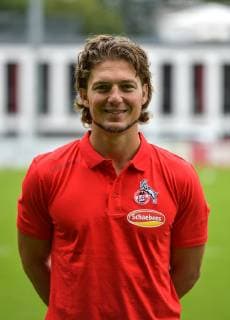 16 07 2019, xjpx, football 1 Bundesliga, 1 FC Cologne Womens photo session 2019 20 emspor, v l physiotherapist Patrick Weber Cologne DFL DFB REGULATIONS PROHIBIT ANY USE OF PHOTOGRAPHS as IMAGE SEQUENCES and or QUASI VIDEO Cologne