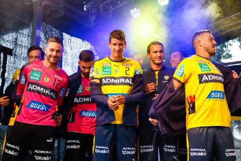 Rhein Neckar Loewen Rhein Neckar Loewe Andreas Palicka Nr 12 , Rhein Neckar Loewe Andy Schmid Nr 2 , Rhein Neckar Loewe Romain Lagarde and Rhein Neckar Loewe Jannik Kohlbacher Nr 80 present the new Puma jersey for the season 2019 2020 Mannheim 16 07 19 Handball jersey presentation , Mannheim Baden Wuerttemberg Germany